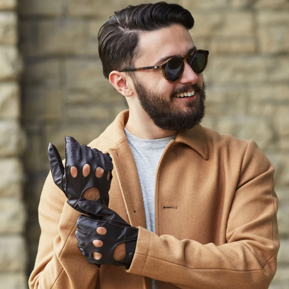 Men's Signature Smooth Leather Driving Gloves - Image 5