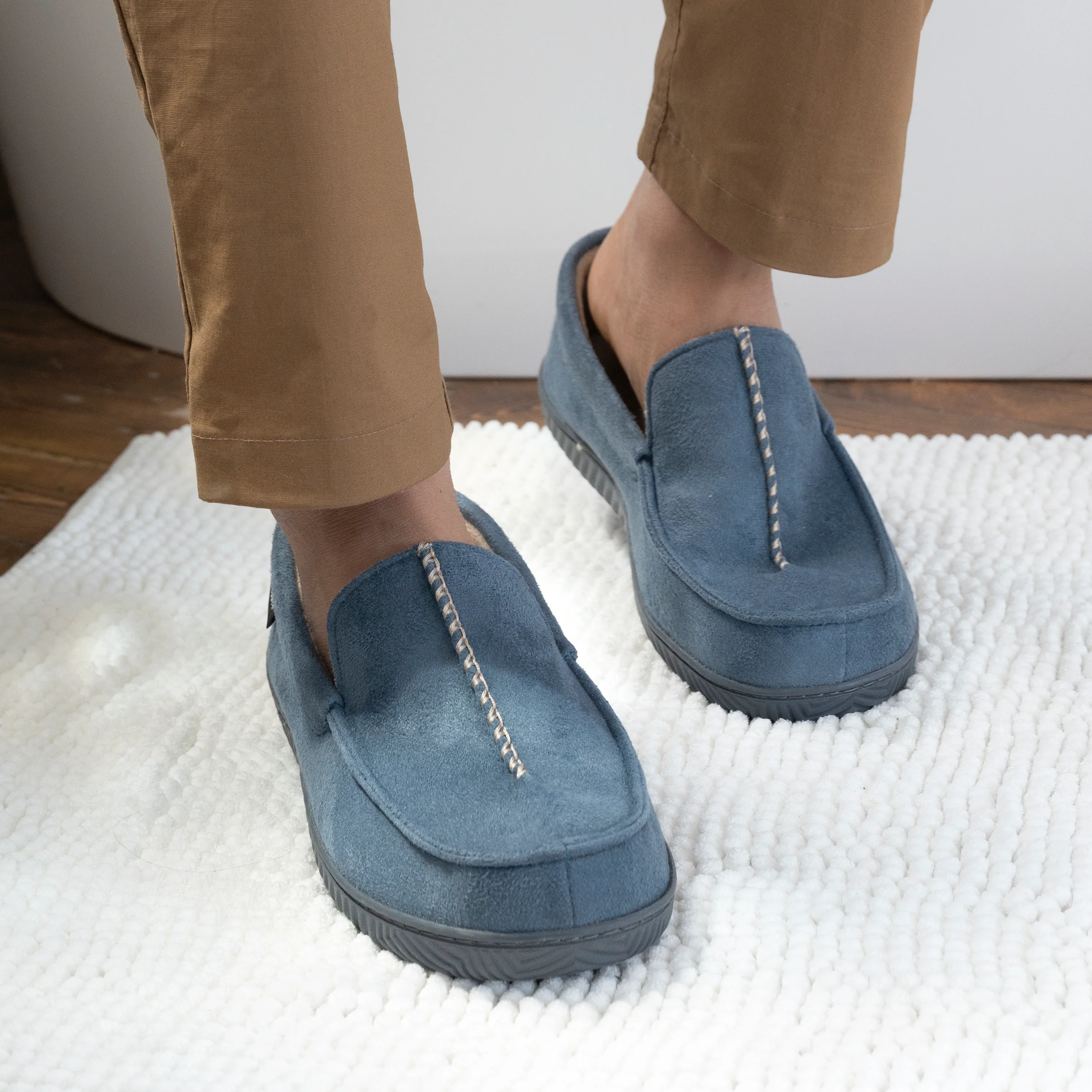 Men's Liam Microsuede  Moccasin Slipper - Image 9