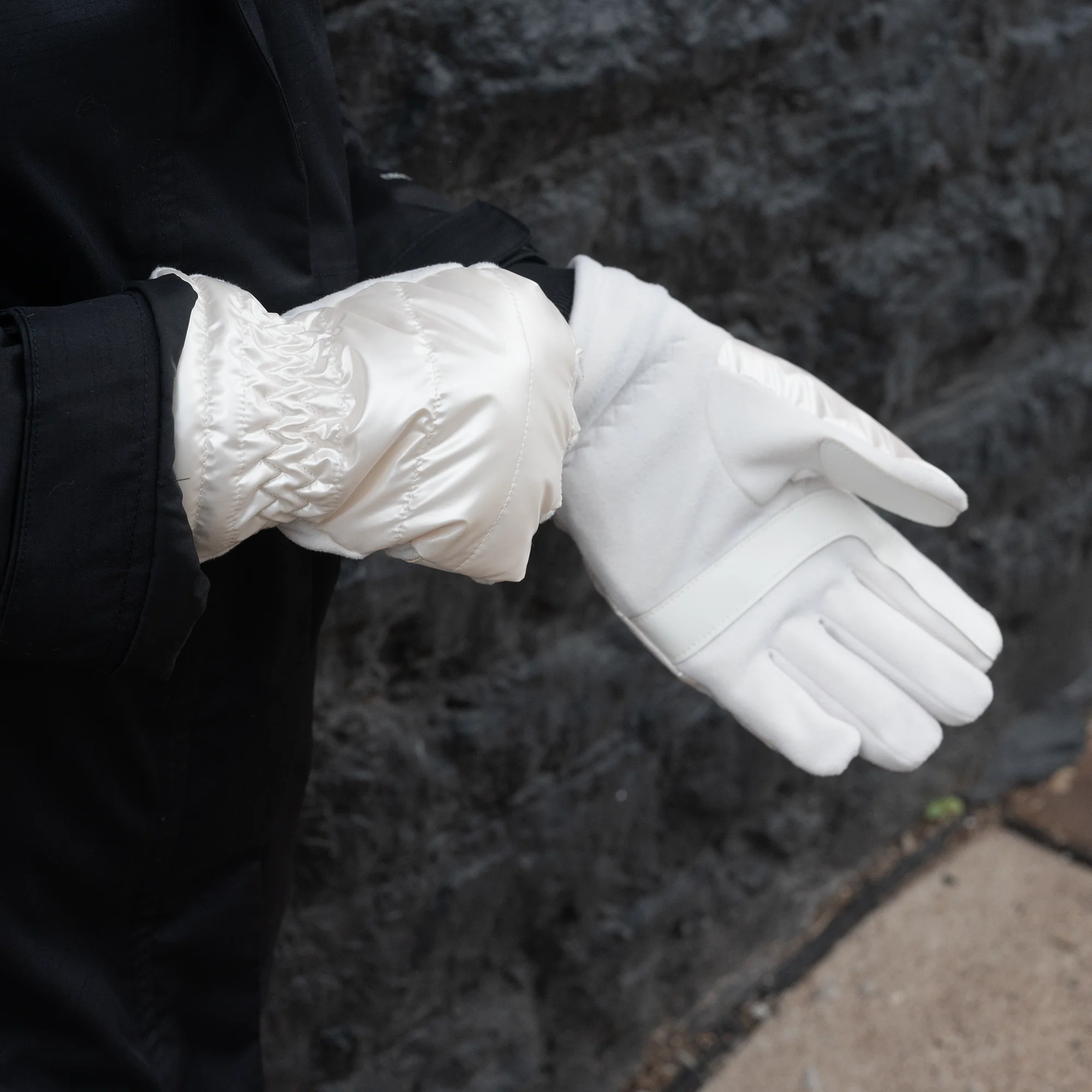 Women's Pongee and Fleece Insulated Glove - Image 7