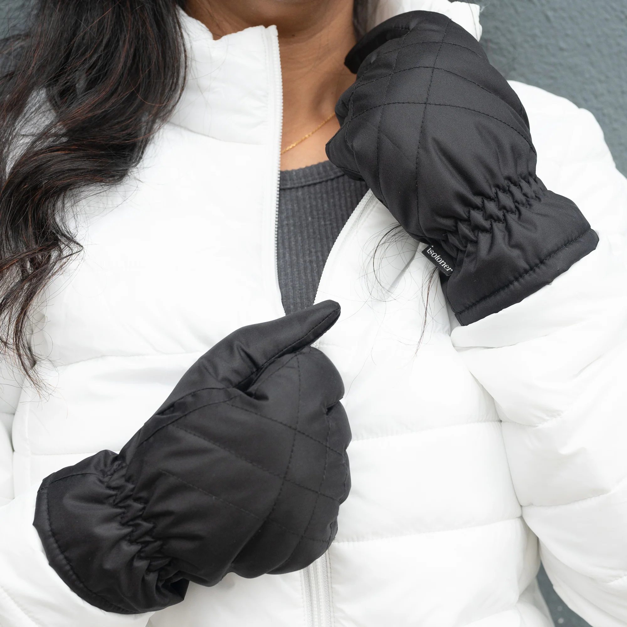 Women's Insulated Gloves with Gathered Wrist - Image 4