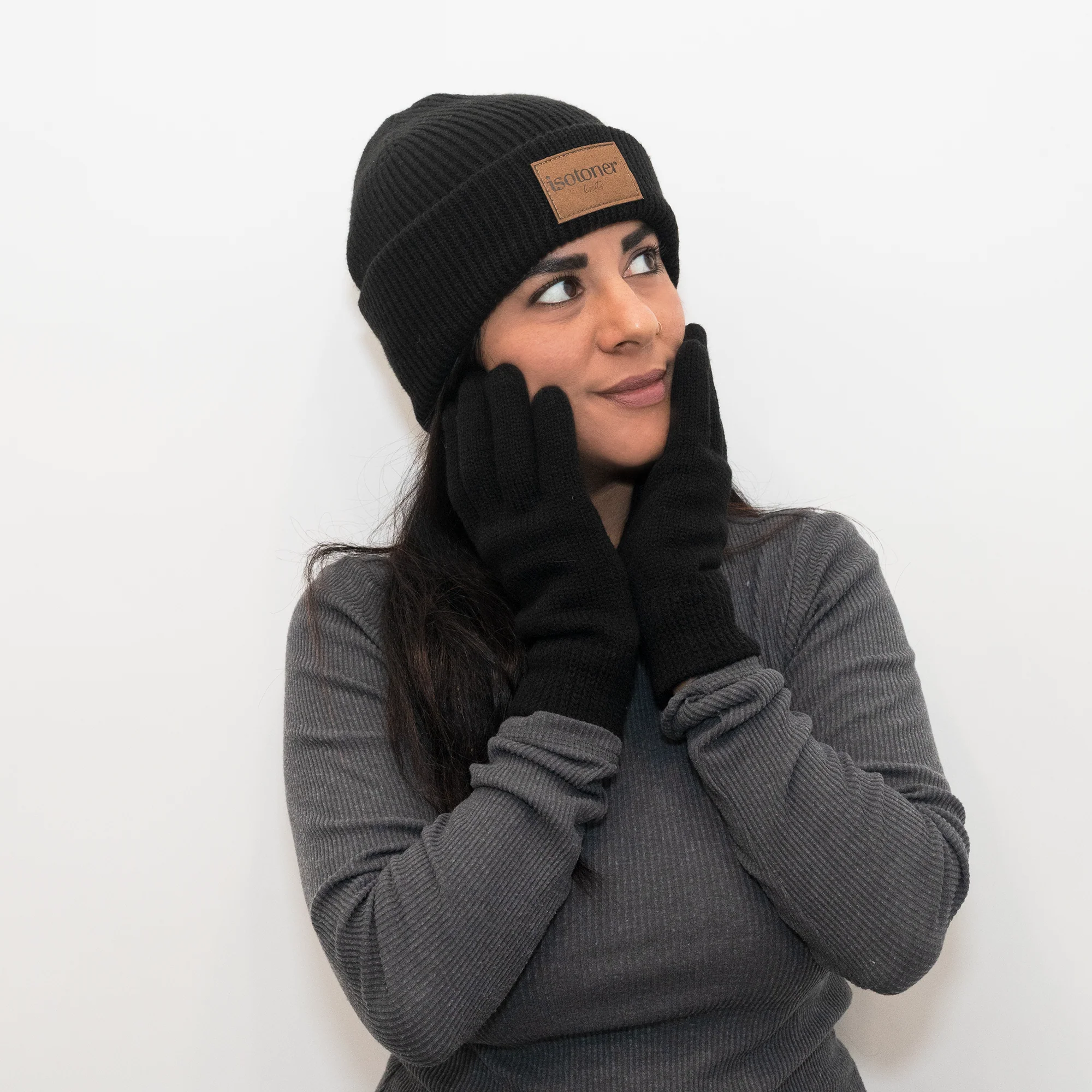 Women's Gift Set with Knit Gloves and Hat - Image 4