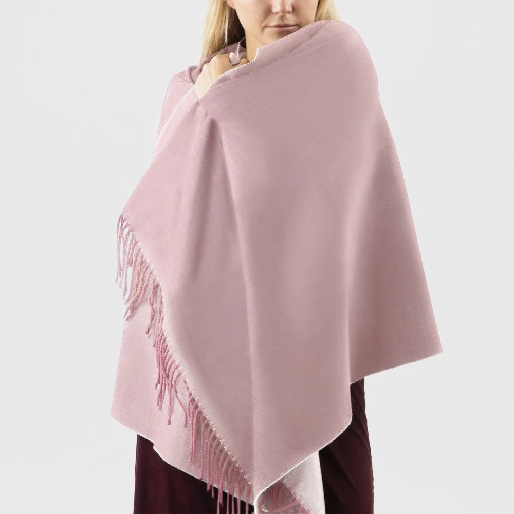Women's Blanket Scarf with Fringe - Image 9