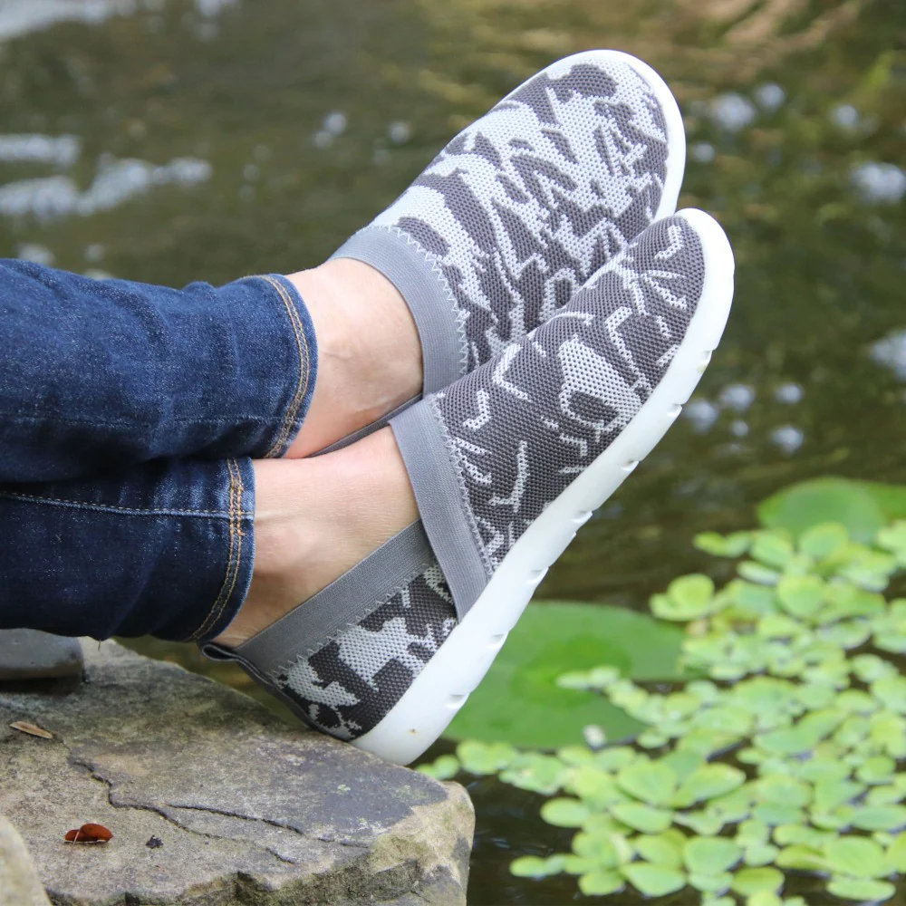 Women's Mesh Knit Zenz Sneaker Style Slipper - Image 8